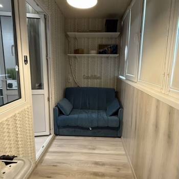 Продается 1-комнатная квартира, 46 м²
