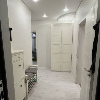 Продается 1-комнатная квартира, 46 м²