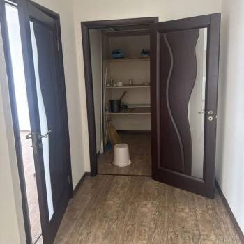 Продается 1-комнатная квартира, 64,4 м²