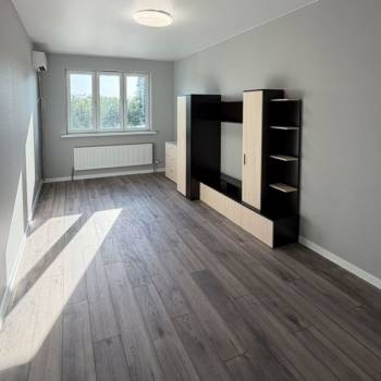 Продается 1-комнатная квартира, 48,4 м²