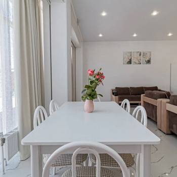 Сдается 1-комнатная квартира, 50 м²