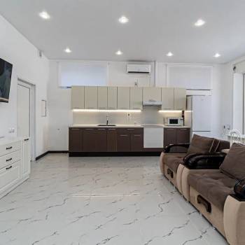 Сдается 1-комнатная квартира, 50 м²