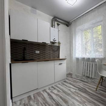 Продается 2-х комнатная квартира, 43 м²