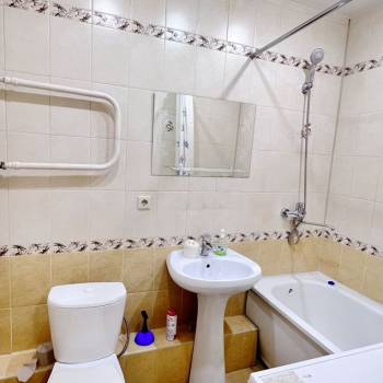 Продается 1-комнатная квартира, 40 м²
