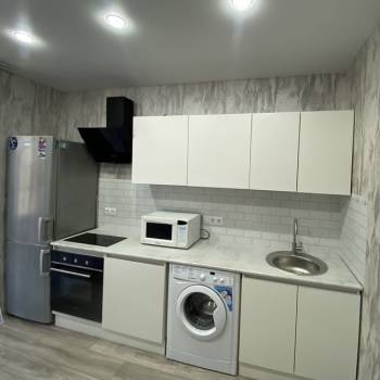 Сдается 1-комнатная квартира, 37 м²