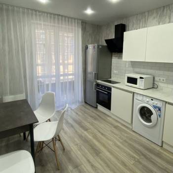 Сдается 1-комнатная квартира, 37 м²