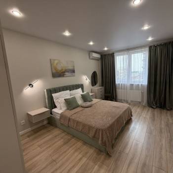Сдается 1-комнатная квартира, 42 м²