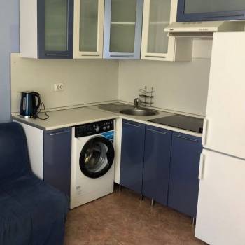 Сдается 1-комнатная квартира, 38 м²