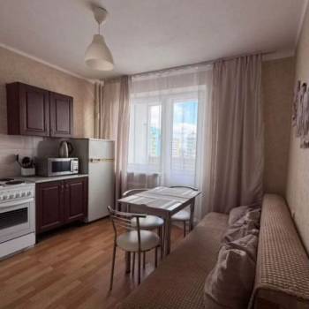 Сдается 1-комнатная квартира, 43 м²
