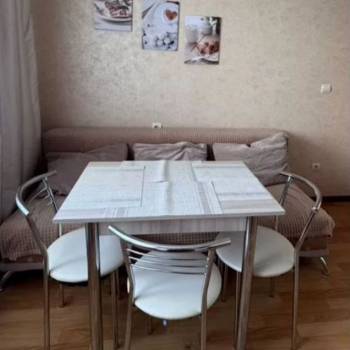 Сдается 1-комнатная квартира, 43 м²