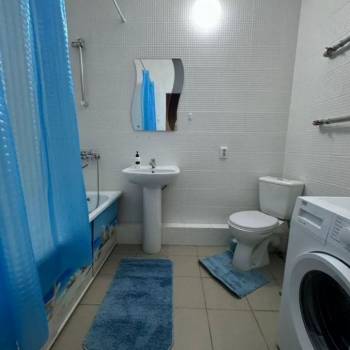 Сдается 1-комнатная квартира, 43 м²