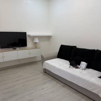 Сдается 1-комнатная квартира, 38 м²