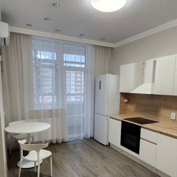 Сдается 1-комнатная квартира, 35,2 м²