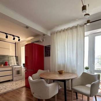 Продается 1-комнатная квартира, 32 м²