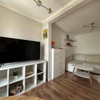 Продается 1-комнатная квартира, 32 м²