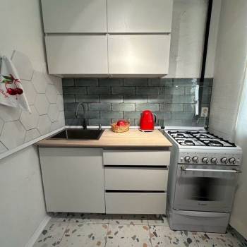 Продается 1-комнатная квартира, 32 м²