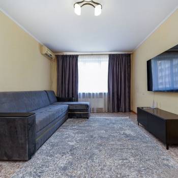 Сдается Многокомнатная квартира, 100 м²
