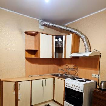 Сдается 1-комнатная квартира, 42 м²