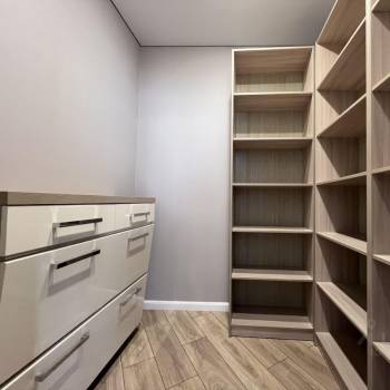 Сдается 2-х комнатная квартира, 85 м²