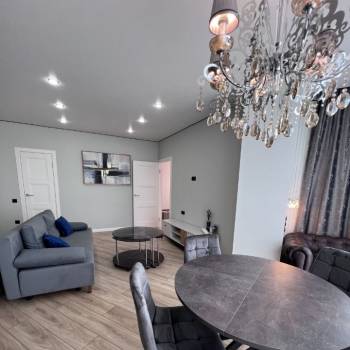 Сдается 2-х комнатная квартира, 85 м²