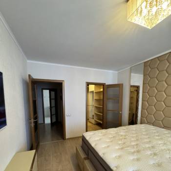 Сдается Многокомнатная квартира, 132 м²