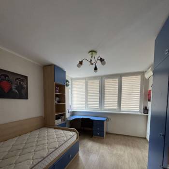 Сдается Многокомнатная квартира, 132 м²