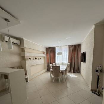 Сдается Многокомнатная квартира, 132 м²