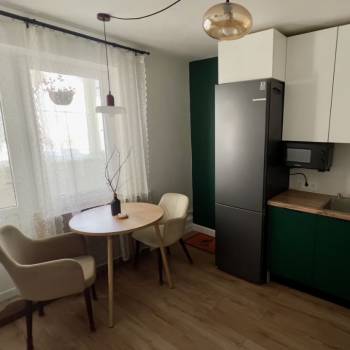 Продается 1-комнатная квартира, 40 м²