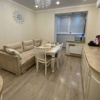 Продается 1-комнатная квартира, 39 м²