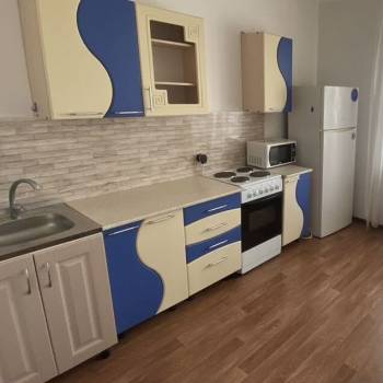 Сдается 1-комнатная квартира, 38 м²