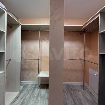 Продается Многокомнатная квартира, 138 м²