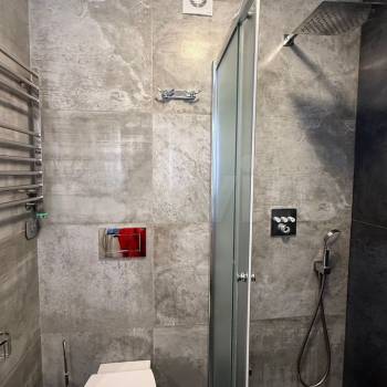 Продается Многокомнатная квартира, 138 м²