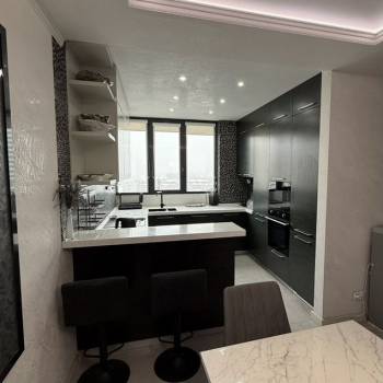 Продается Многокомнатная квартира, 138 м²