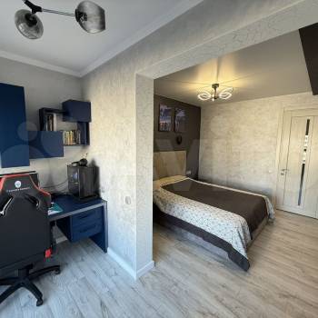Продается Многокомнатная квартира, 138 м²