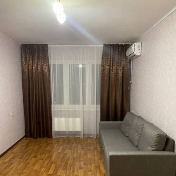 Сдается 1-комнатная квартира, 35 м²