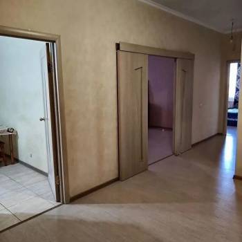 Сдается 2-х комнатная квартира, 80 м²