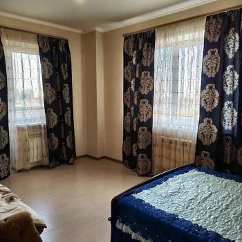 Сдается 2-х комнатная квартира, 80 м²