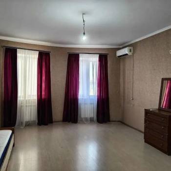 Сдается 2-х комнатная квартира, 80 м²