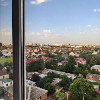 Сдается 2-х комнатная квартира, 80 м²