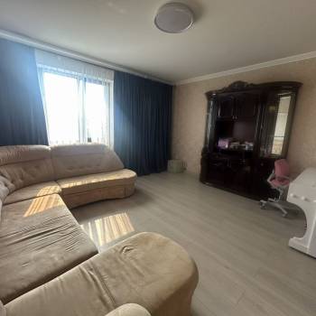 Продается Дом, 310 м²