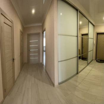 Сдается 2-х комнатная квартира, 80 м²