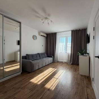 Сдается 2-х комнатная квартира, 72 м²