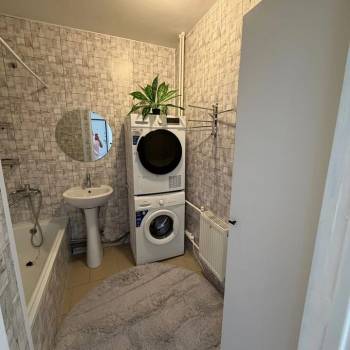Сдается 2-х комнатная квартира, 72 м²