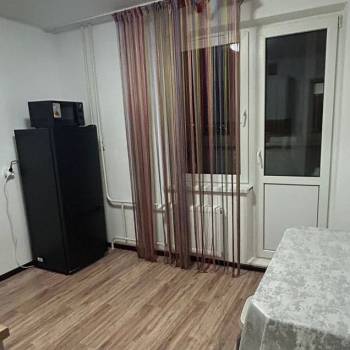 Сдается 1-комнатная квартира, 41,9 м²