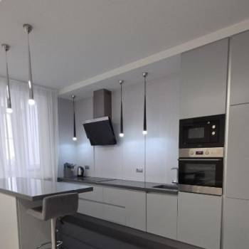 Сдается 1-комнатная квартира, 74 м²