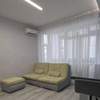 Сдается 1-комнатная квартира, 74 м²