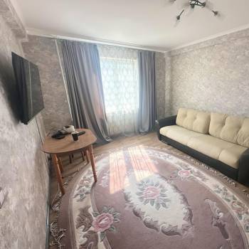 Сдается 1-комнатная квартира, 35 м²