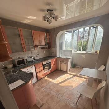 Сдается 1-комнатная квартира, 35 м²
