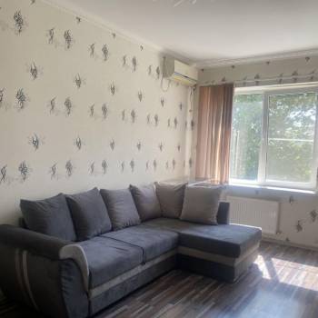 Продается 1-комнатная квартира, 35 м²