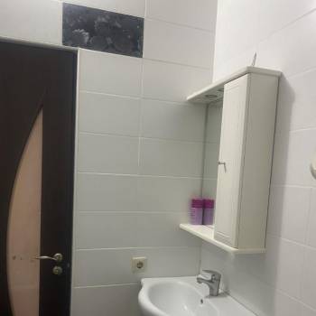 Продается 1-комнатная квартира, 35 м²